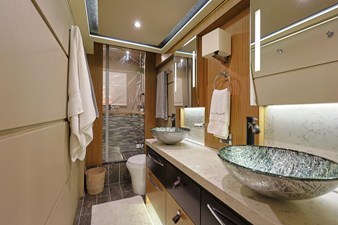 2017 Sea Ray L650 Fly 45