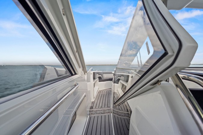 2023 Galeon 375 GTO 34