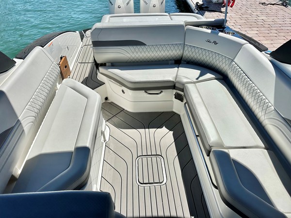 2025 Sea Ray SLX 280 OUTBOARD 26