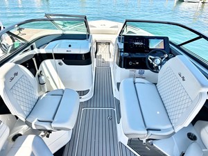 Sea Ray SLX 280 OUTBOARD 14 2025 Sea Ray SLX 280 OUTBOARD 15