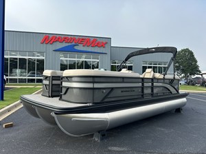 Bennington 23SSR LUXE 0 2027 Bennington 23SSR LUXE 1