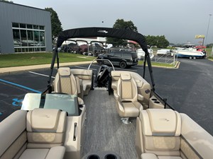 2027 Bennington 23SSR LUXE 27