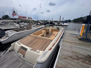 Chris-Craft 28 LAUNCH 1 2011 Chris-Craft 28 LAUNCH 2