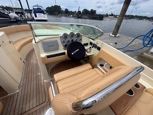 Chris-Craft 28 LAUNCH 11 2011 Chris-Craft 28 LAUNCH 12