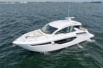 Cruisers Yachts 42 Cantius 4 2026 Cruisers Yachts 42 Cantius 5