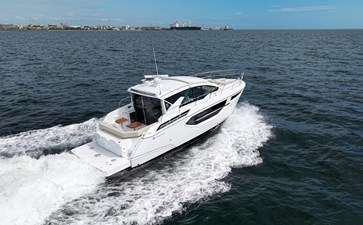 Cruisers Yachts 42 Cantius 8 2026 Cruisers Yachts 42 Cantius 9