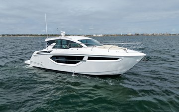Cruisers Yachts 42 Cantius 16 2026 Cruisers Yachts 42 Cantius 17