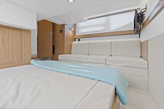 Cruisers Yachts 42 Cantius 29 2026 Cruisers Yachts 42 Cantius 30