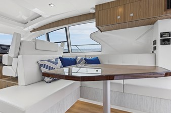 Cruisers Yachts 42 Cantius 59 2026 Cruisers Yachts 42 Cantius 60