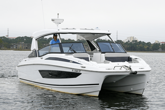 Aquila 32 SPORT 2 2020 Aquila 32 SPORT 3