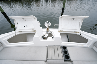 Aquila 32 SPORT 9 2020 Aquila 32 SPORT 10