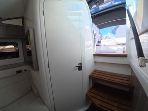 2027 Sea Ray SLX 360 Outboard 24
