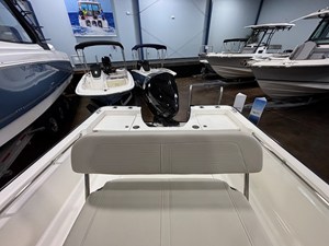 2026 Boston Whaler 210 Montauk 7