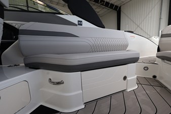 Sea Ray SLX 280 Outboard 13 2027 Sea Ray SLX 280 Outboard 14