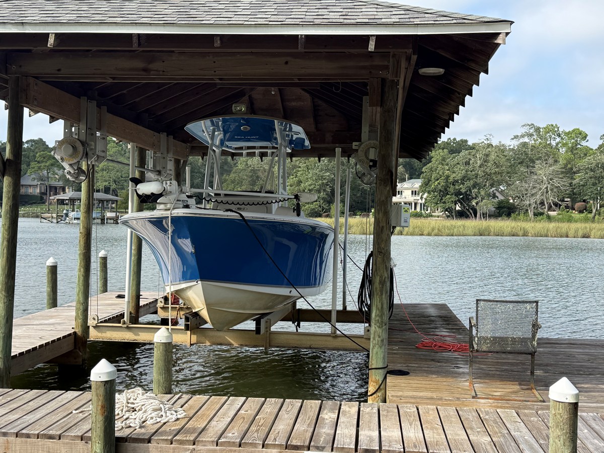 2013 Sea Hunt ULTRA 211 2