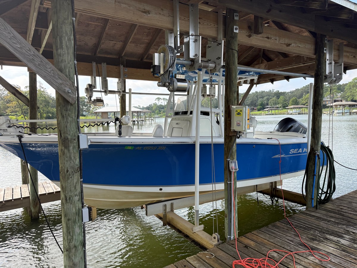 2013 Sea Hunt ULTRA 211 11