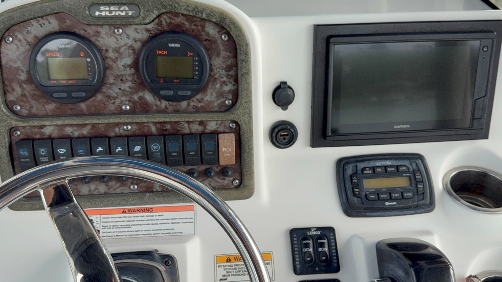 2013 Sea Hunt ULTRA 211 23