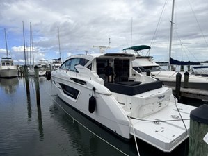 Cruisers Yachts 46 CANTIUS 1 2025 Cruisers Yachts 46 CANTIUS 2