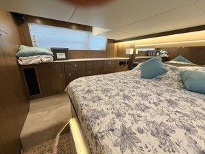 Cruisers Yachts 46 CANTIUS 33 2025 Cruisers Yachts 46 CANTIUS 34
