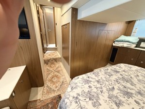 Cruisers Yachts 46 CANTIUS 34 2025 Cruisers Yachts 46 CANTIUS 35