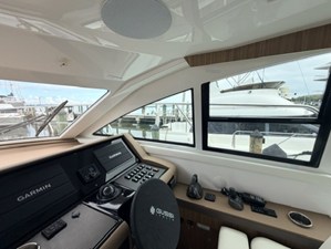 Cruisers Yachts 46 CANTIUS 42 2025 Cruisers Yachts 46 CANTIUS 43