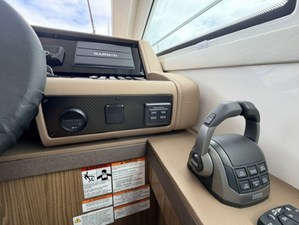 Cruisers Yachts 46 CANTIUS 47 2025 Cruisers Yachts 46 CANTIUS 48