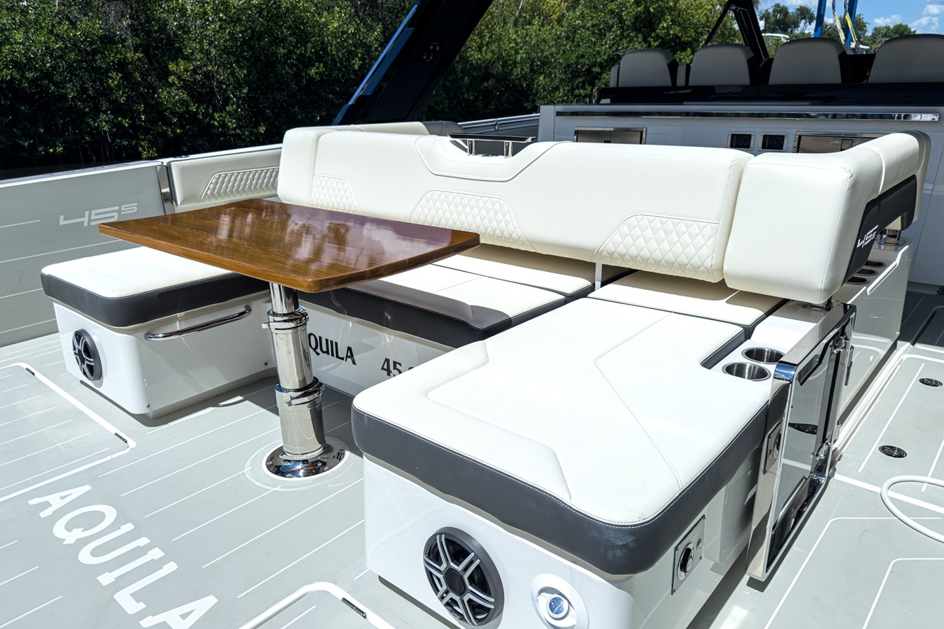 2026 Aquila 45 SPORT 8