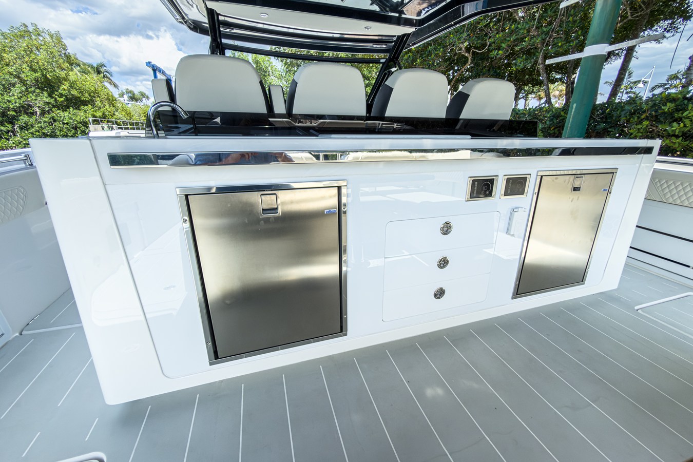 2026 Aquila 45 SPORT 14