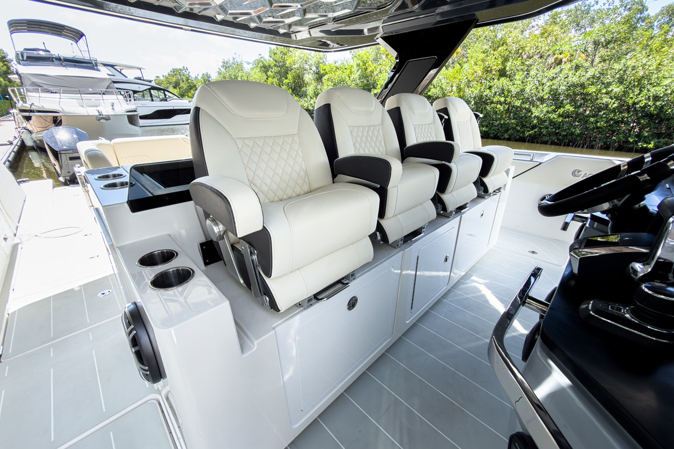 2026 Aquila 45 SPORT 16