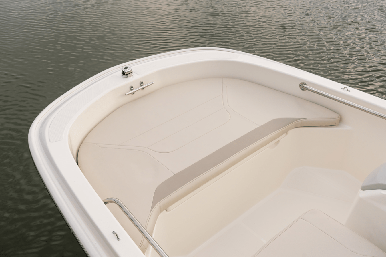 2027 Boston Whaler 130 Super Sport 27
