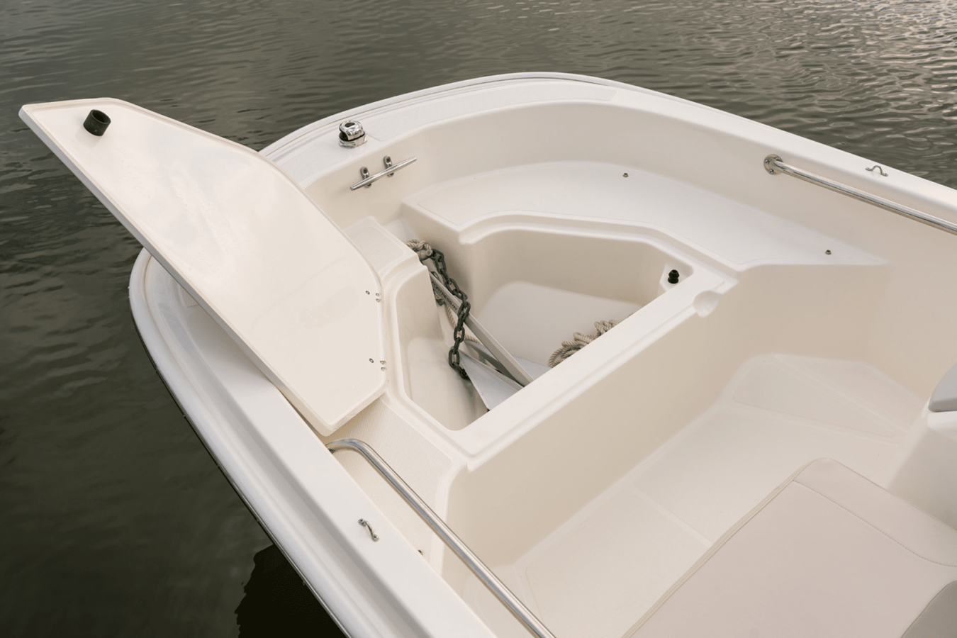 2027 Boston Whaler 130 Super Sport 38