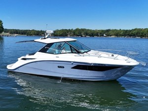 Sea Ray Sundancer 320 3 2026 Sea Ray Sundancer 320 4