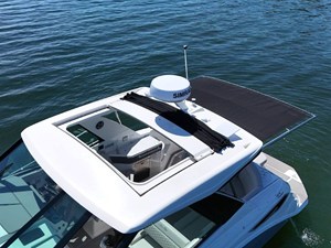 Sea Ray Sundancer 320 7 2026 Sea Ray Sundancer 320 8