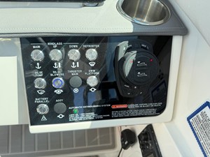 Sea Ray Sundancer 320 21 2026 Sea Ray Sundancer 320 22