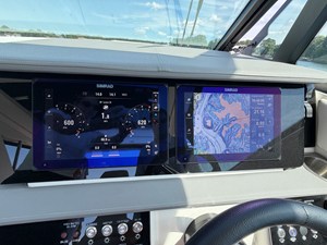 Sea Ray Sundancer 320 23 2026 Sea Ray Sundancer 320 24