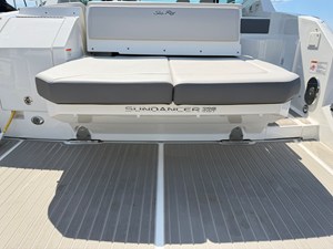 Sea Ray Sundancer 320 42 2026 Sea Ray Sundancer 320 43