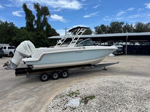 Boston Whaler 230 VANTAGE 1 2017 Boston Whaler 230 VANTAGE 2