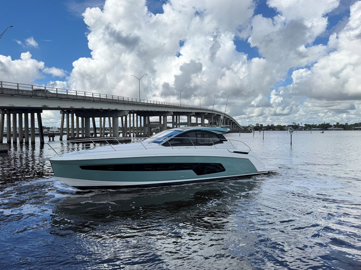 2027 Azimut A45 9