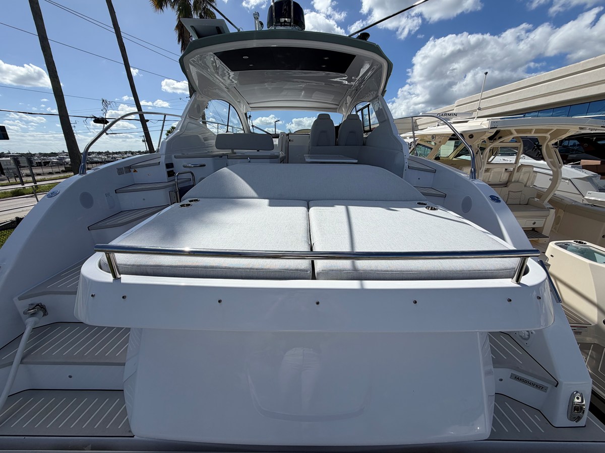 2027 Azimut A45 14