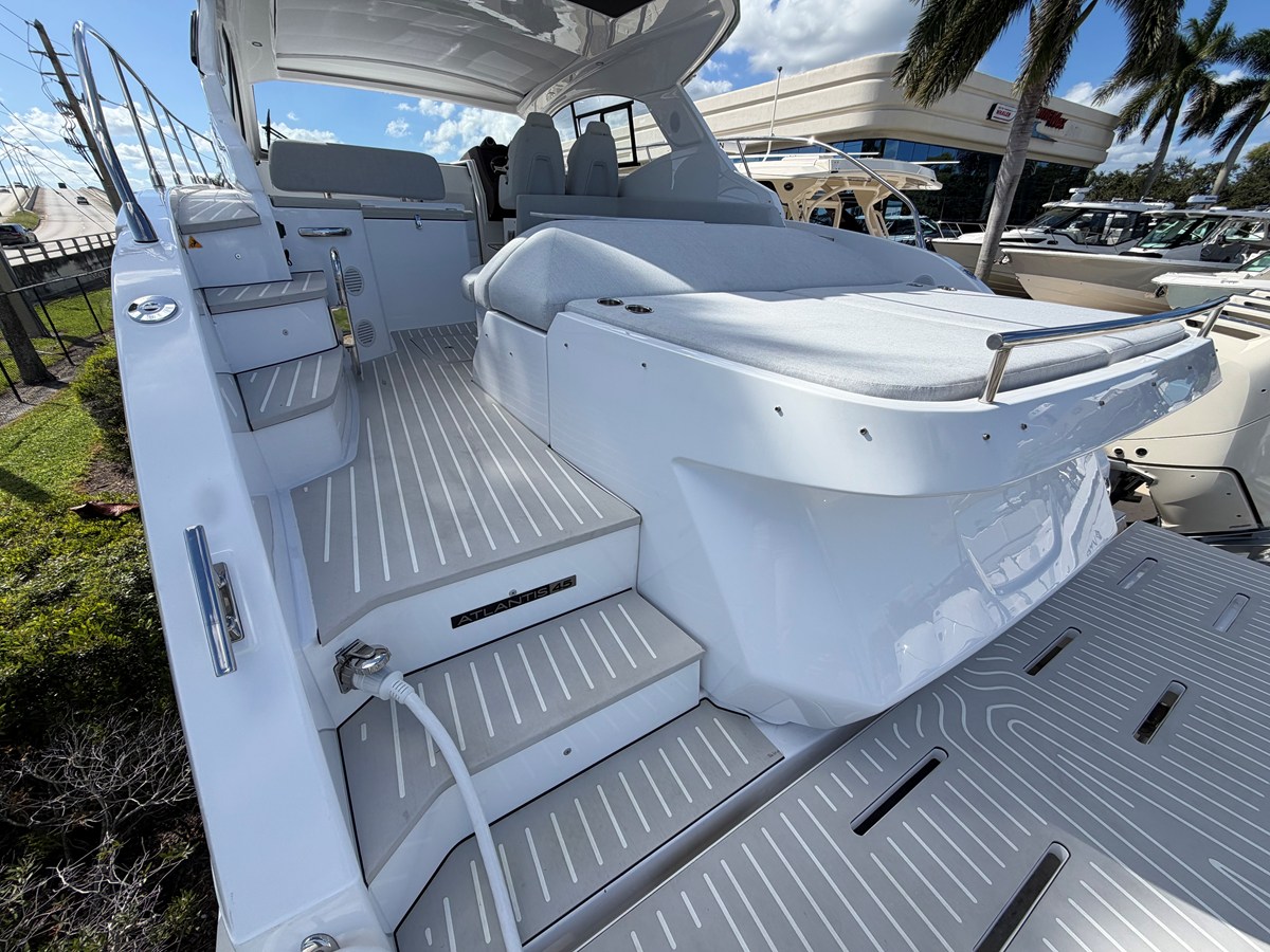 2027 Azimut A45 15