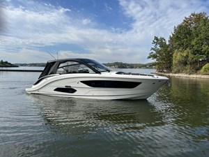 Sea Ray Sundancer 370 3 2026 Sea Ray Sundancer 370 4