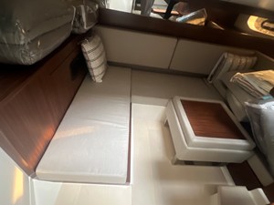 Sea Ray Sundancer 370 17 2026 Sea Ray Sundancer 370 18