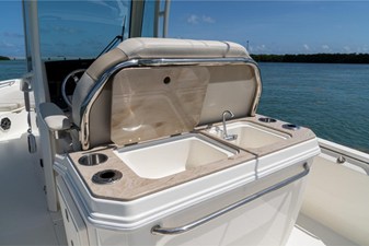 Boston Whaler 280 Dauntless 25 2024 Boston Whaler 280 Dauntless 26