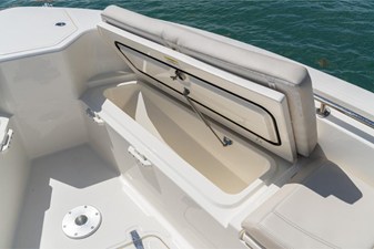 Boston Whaler 280 Dauntless 37 2024 Boston Whaler 280 Dauntless 38