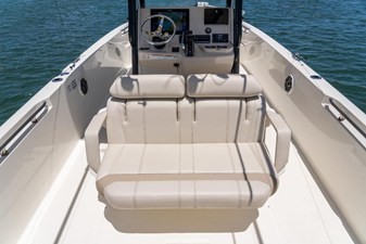 Boston Whaler 280 Dauntless 121 2024 Boston Whaler 280 Dauntless 122