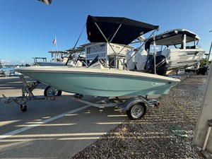 Boston Whaler 130 Super Sport 3 2027 Boston Whaler 130 Super Sport 4