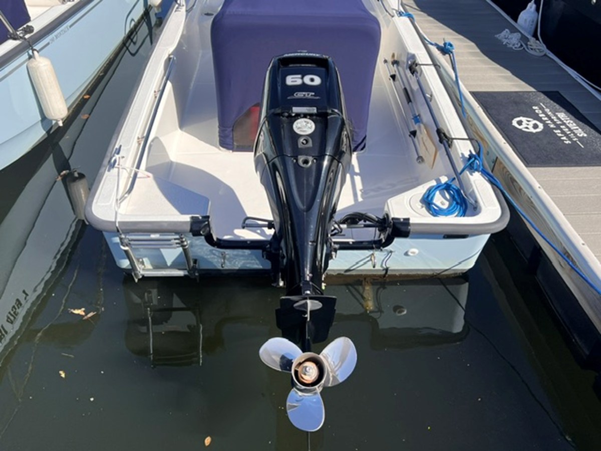 2023 Boston Whaler 150 MONTAUK 6