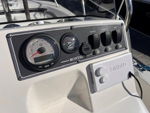 2023 Boston Whaler 150 MONTAUK 14