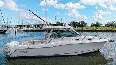 Boston Whaler 345 CONQUEST 6 2017 Boston Whaler 345 CONQUEST 7