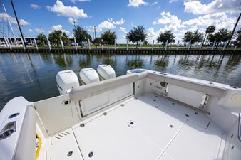 Boston Whaler 345 CONQUEST 42 2017 Boston Whaler 345 CONQUEST 43